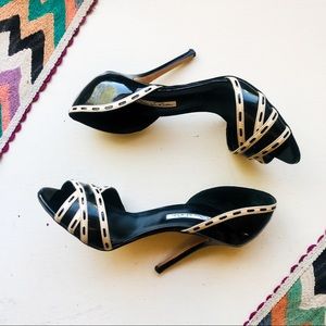 ✨HP✨OSCAR DE LA RENTA Black Patent Peep Toe Stilettos